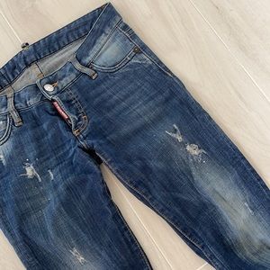 💰SOLD💰DSQUARED2 Skinny Ankle Zipper Distressed Jeans